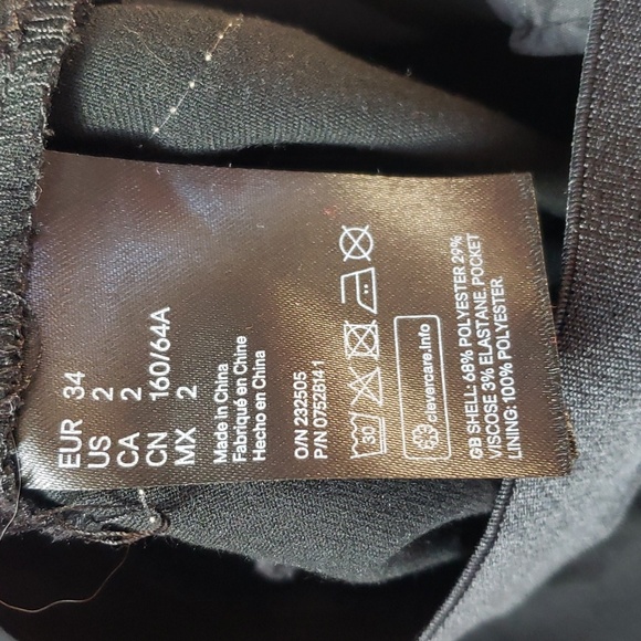 EUC- H&M Tuxedo Stripe Ponte Knit Pull On Skinny Dress Pant - Picture 7 of 7